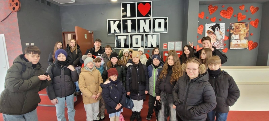 Spektakl ,,Karolcia" oraz ,, Ten inny"🎭